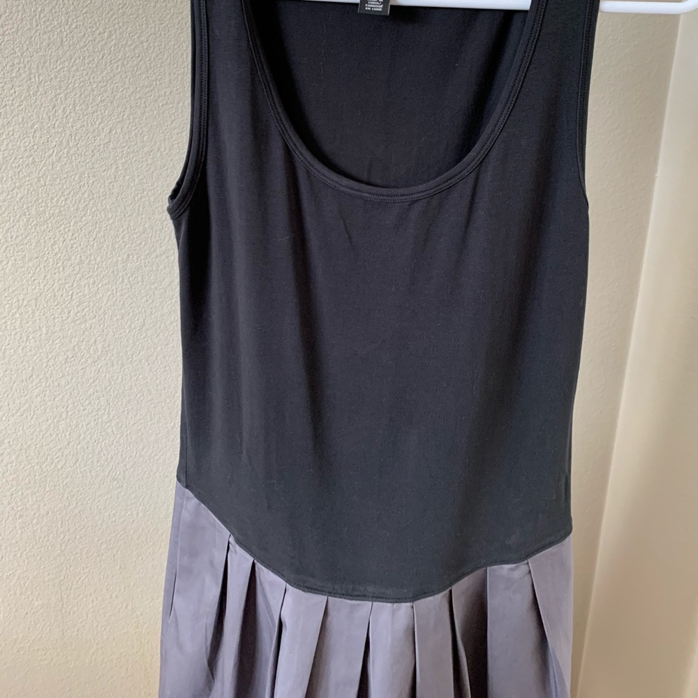 Sleeveless DKNY  black / grey dress